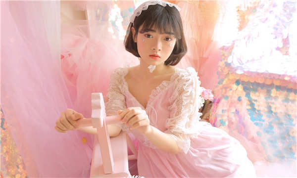广元供卵试管代怀生子多少钱？这一直是很多不孕不育家庭关注的话题。在中国，不孕不育的发生率越来越高，根据《中国不孕不育现状调研报告》显示，育龄夫妇的不孕不育率从20年前的3%增长至现在的12.5%-18.2%，患者人数高达6000万以上。在这样的背景下，许多家庭通过供卵试管来实现自己的生育梦想。那么，供卵试管代怀生子的费用到底是多少呢？
